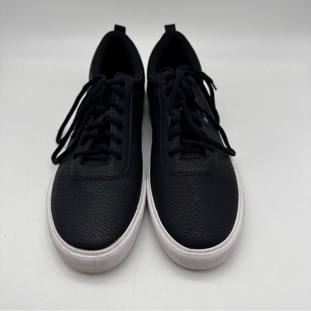 Bass Size 9.5 Men’s Black Synthetic Leather Lace Up Sneakers